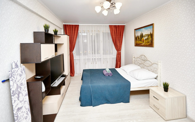 Квартира уютная однокомнатная Сутки Калуга у Сквера Мира по адресу Большевиков 3