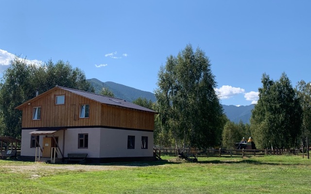 Tyungur Hotel