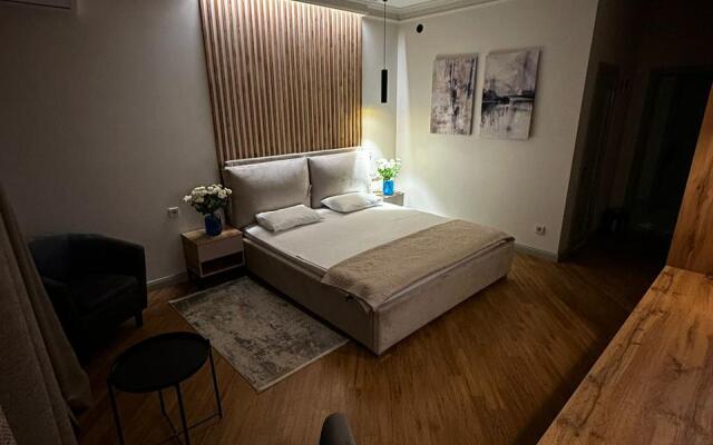 Izumrud Hotel