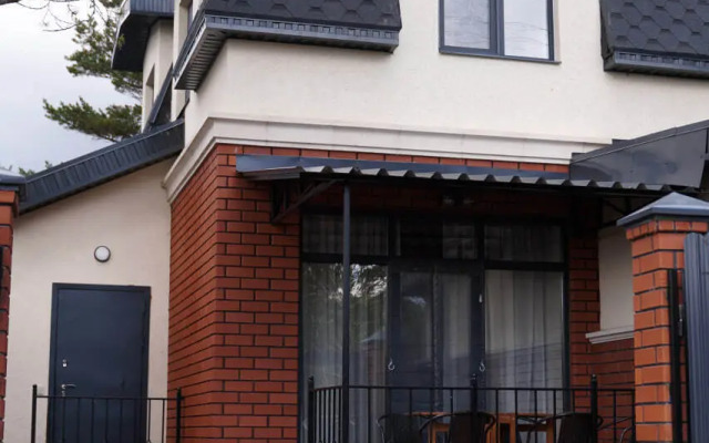 Na Shakhtyorov 28 (5) Private House