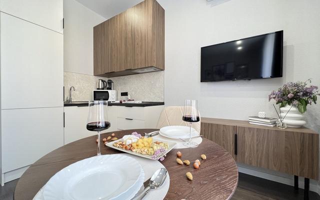 Biznes Apartmenty V Samom Serdtse Goroda Apart Otel