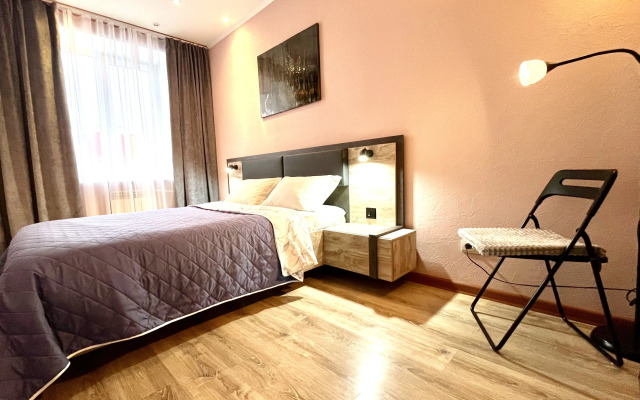 Апартаменты 3-х комнатная квартира в центре рядом с ТЦ Галерея Новосибирск