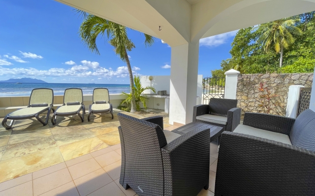 Ocean View Villa - Beauvallon villas