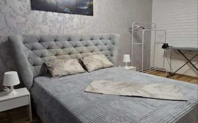 Квартира четыpёхкомнатная с eврopeмонтом