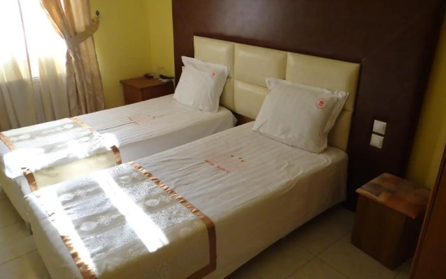 Konti Hotel