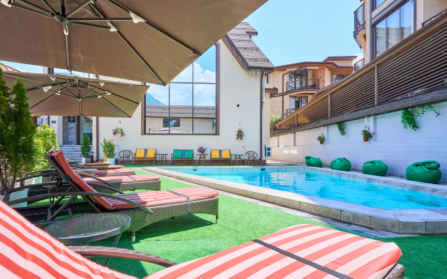 Hotel Astra De Rosa