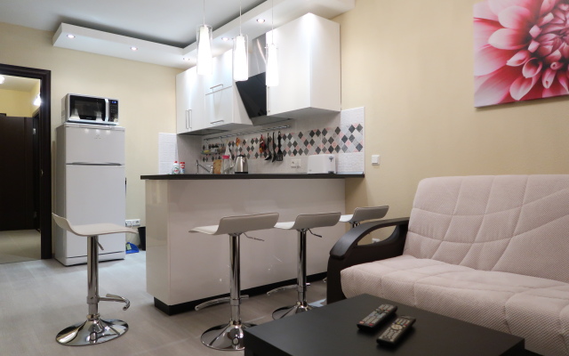 Comfy Place Lesnaya 2B Apartments