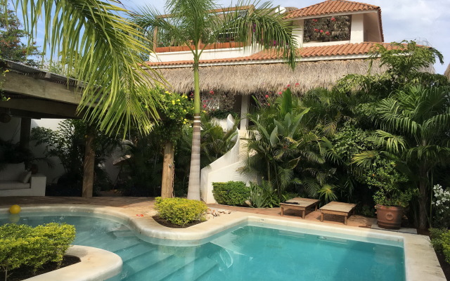 Villa Maria Puerto Escondido Mini-Hotel
