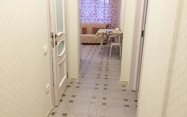 Апартаменты 082 Колхозная 9