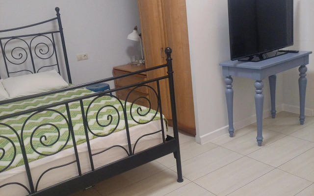 Odnokomnatnaya na Frunze 71 Flat