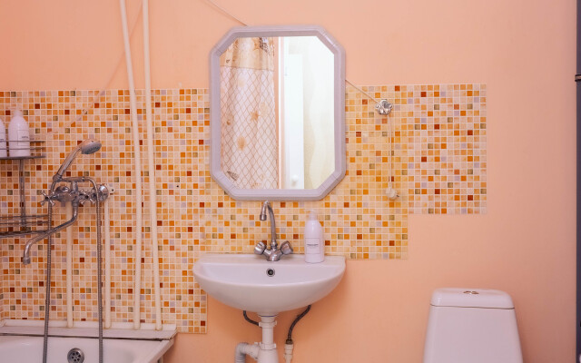 V Shagovoy Ot Ugntu Chernikovka Mira 8 Apartments