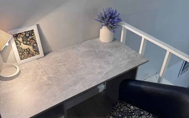 Dvukhurovnevye apartamenty Cozy Lair  u metro Baumanskaya Apartments
