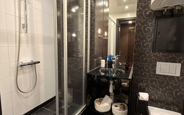 Квартира Дизайнерская Студия С Панорамным Балконом В Центре Москвы