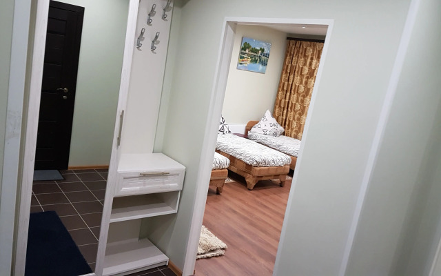 25 Let Oktyabrya Istra Posutochno Flat