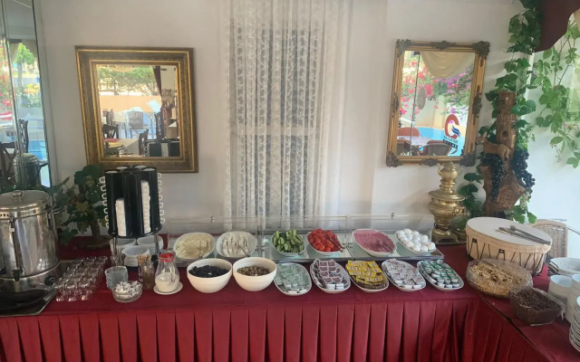 Gulizar Hotel Konyaaltı