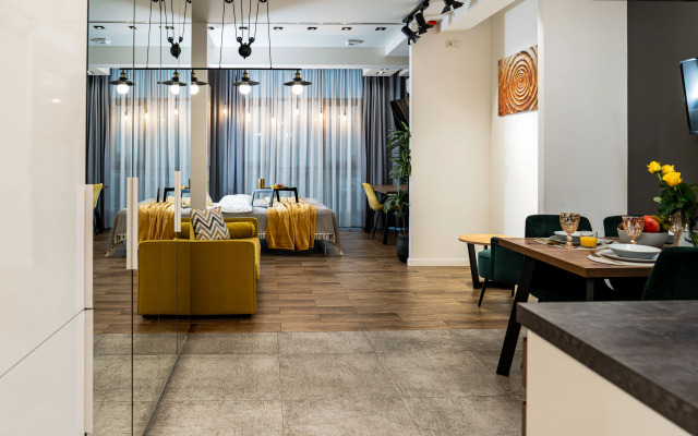 Апартаменты SKY INN Color Gold