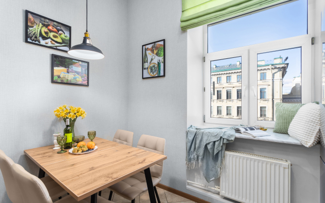 Квартира видовая в Золотом треугольнике Петербурга