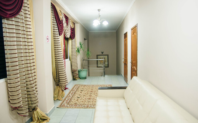Tsentral Mini hotel