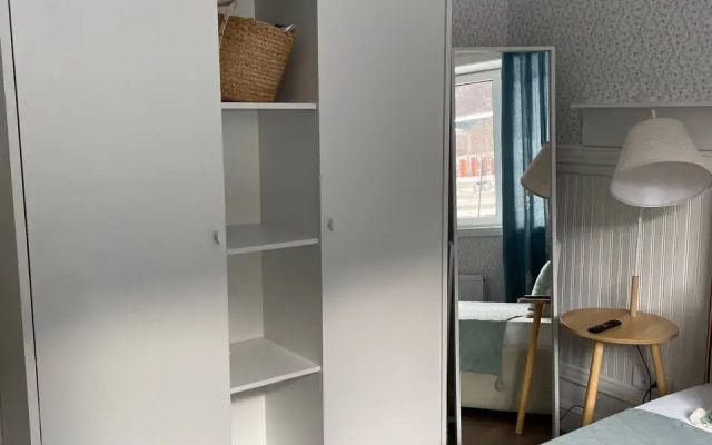 Частный дом с Бассейном у Леса