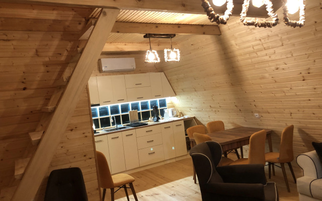 Rakushki's house 2 Chalet