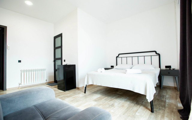Level Up Hotel