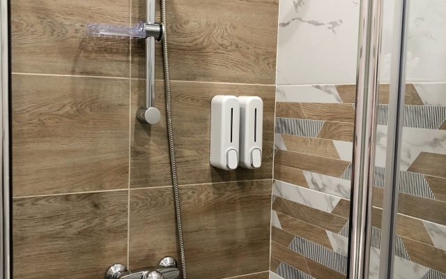 Апартаменты Экзотика возле Аэропорта на 2 Гостя