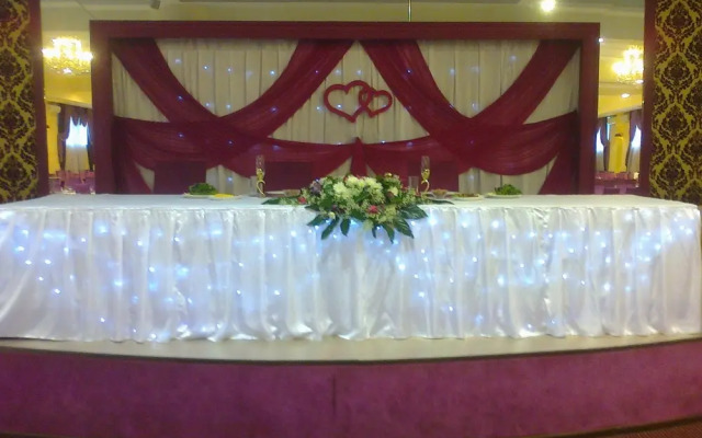 Отель Милана