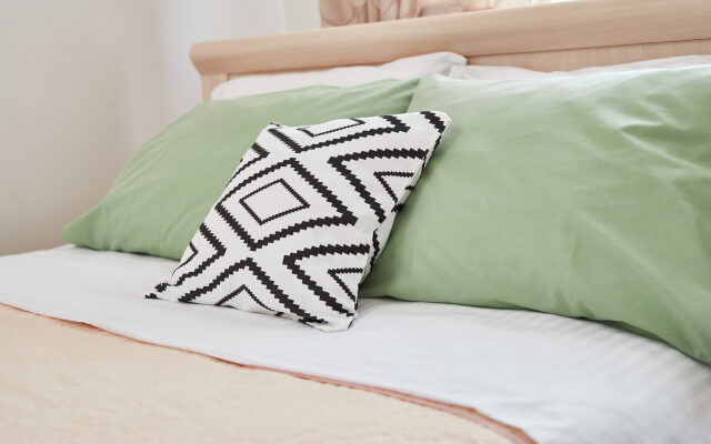 In the center of the Riviera Park Apartments