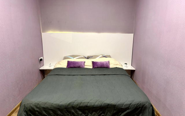 Квартира трехкомнатная рядом с ТЦ Тополь Cети апартаментов На время