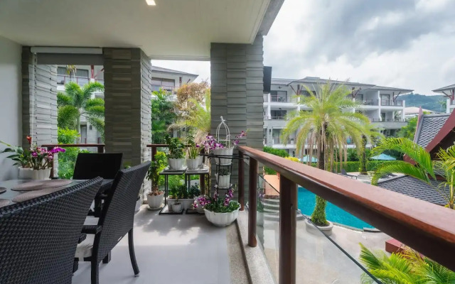 Elegant Beachfront 3Br Condo at Pearl of Naithon Apartments
