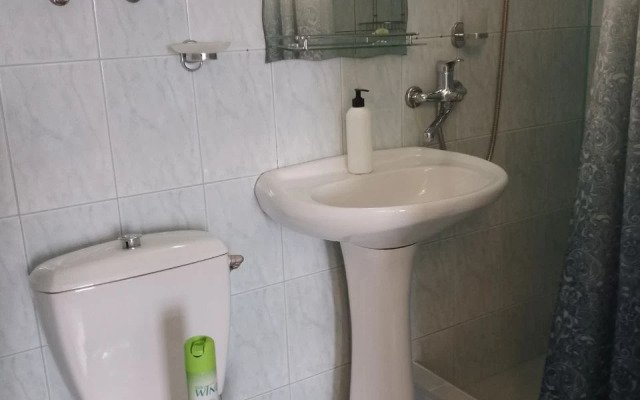 Artem Guest House