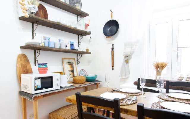 Двухкомнатная квартира возле Кремля