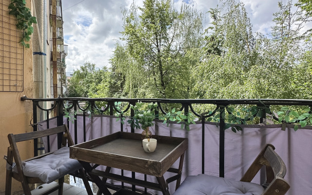 Квартира Современная Классика с Кинотеатром в Центре Art Apart 4