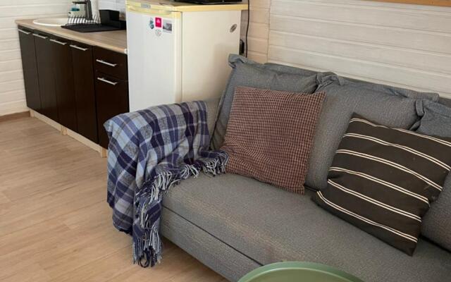 U Snezhnykh Vershin Private house