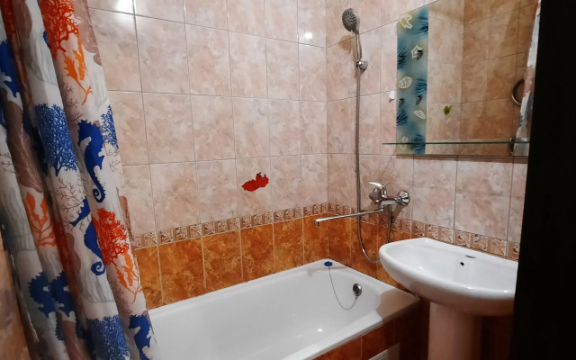 Квартира рядом с ТАУ Галерея Саратов