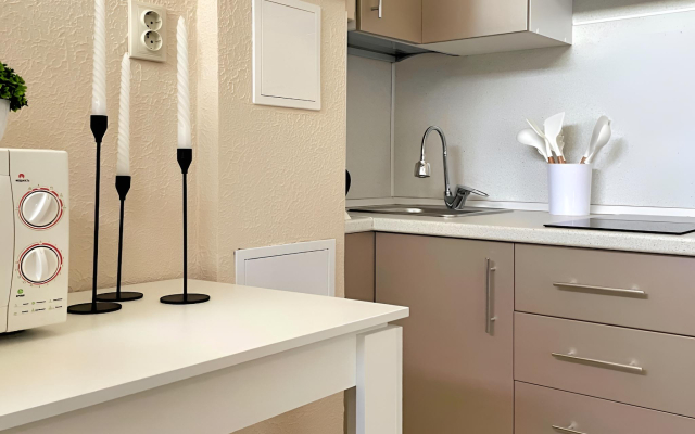 Uyutnaya studiya na Brodvee Flat