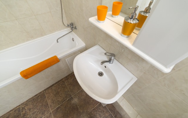 Na Prospekte Lenina 112/306 Apartments