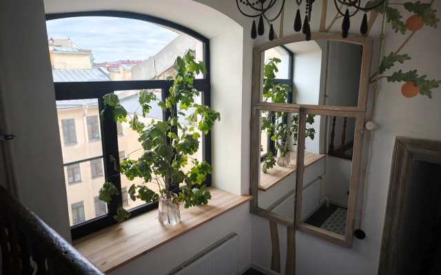 Меблированные комнаты Гости Любят на Жуковского