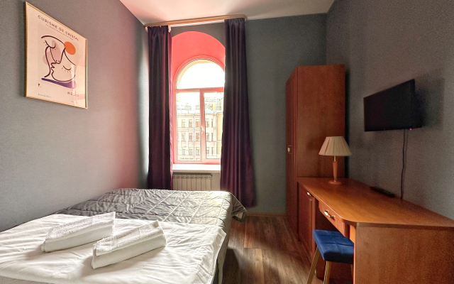 Меблированные комнаты Laika на Грибоедова