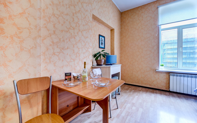 Longo Apartment Griboedova 9