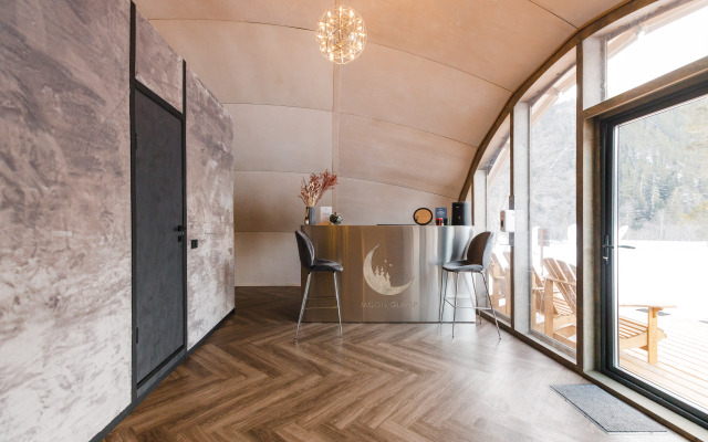 Glamping Moon Glamp