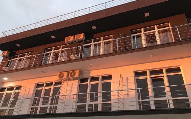 Miramar Guest House