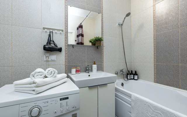 U m. Moskovskie Vorota Flat