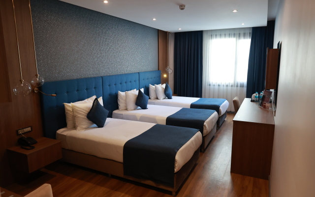 Nova Plaza Crystal Hotel & Spa