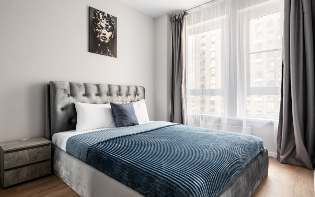 Vidovaya svezhaya odnushka dlya 4 gostey na Maloy Ochakovskoy Flat