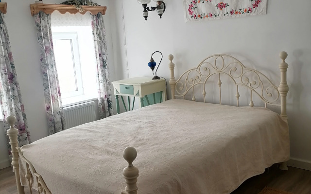 Частный дом Дом с мезонином на озере Селигер