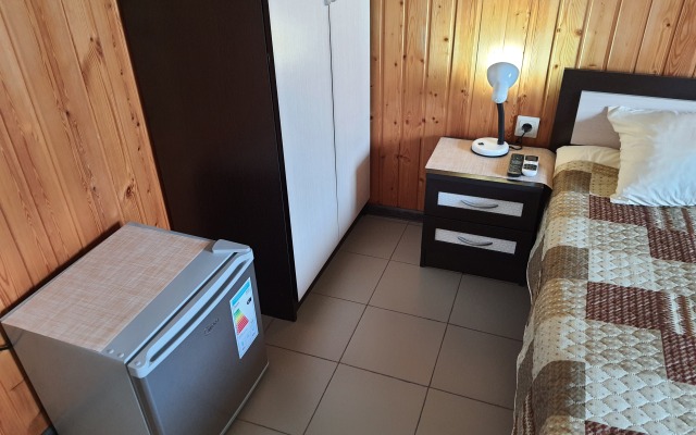 SeaLoo Hotel