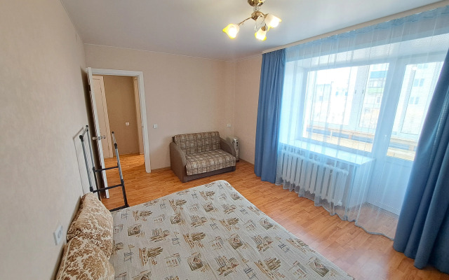 Dvukhkomnatnaya 50 Let Oktyabrya 9 Flat