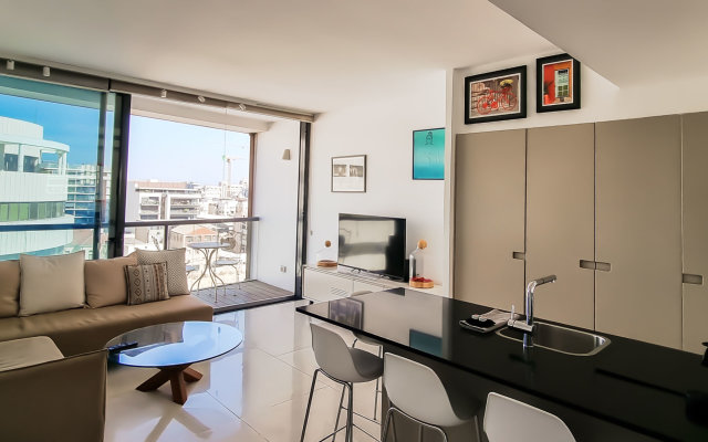 Brand New 2 Bdr Apartment Florentine #TL30 Apartments