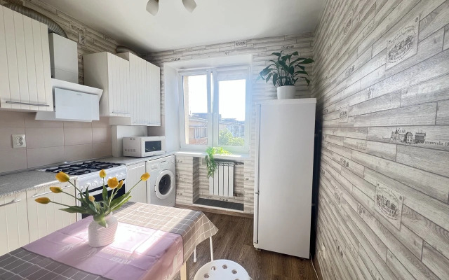 Ryadom S Avtovokzalom Flat
